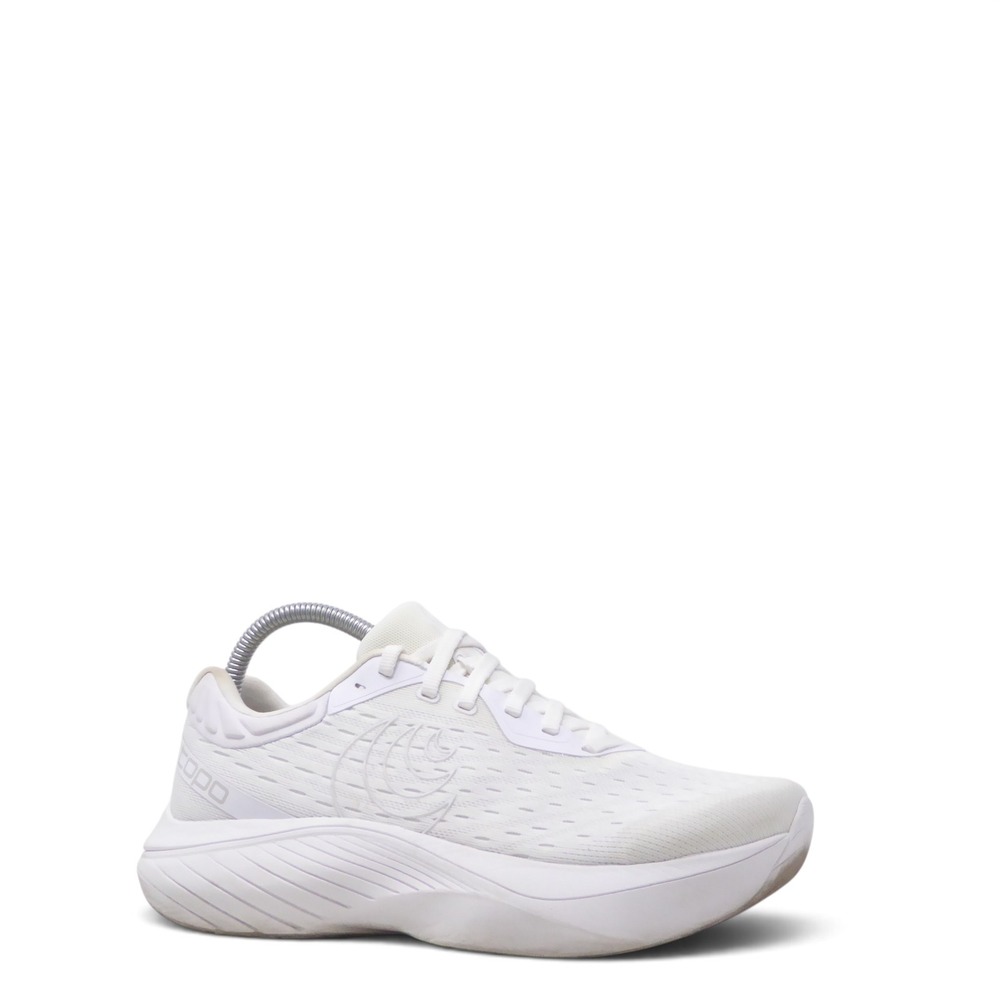 Topo Athletic Women Running Shoes White Atmos Road Cushioning 9